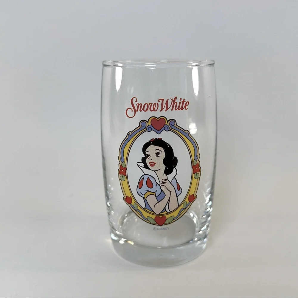 Disney's Vintage‎ Snow White Decorative Jeweled Drinking Glass